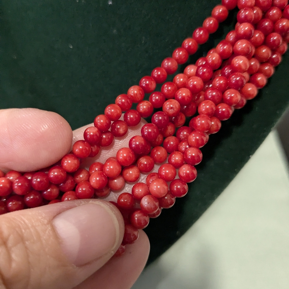 Genuine Coral Beaded Necklace - Picture 5 of 13